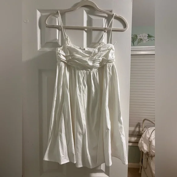 Reformation Catarina Dress - Picture 2 of 7